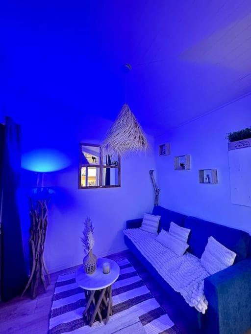 La Taniere Du Bois Flotte Apartment